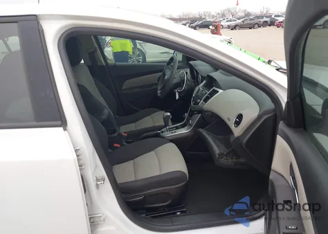 2016 Chevrolet Cruze Limited Ls Auto z USA, uszkodzony, nr VIN 1G1PC5SH1G7145404